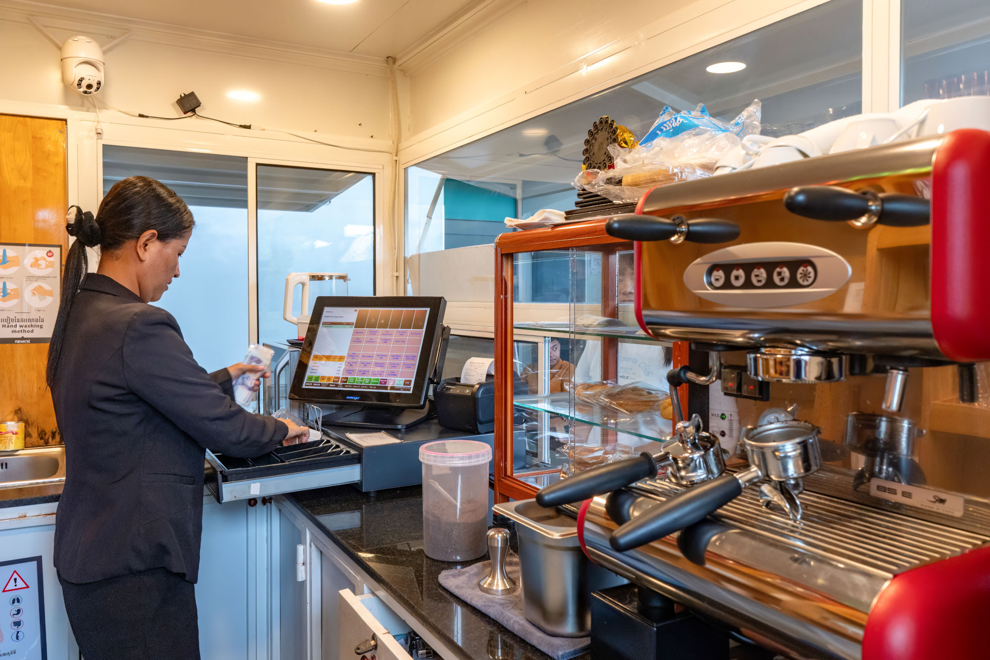 Apron Cafe