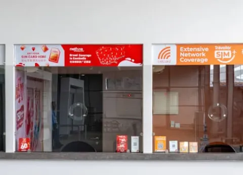 Getting SIM cards at the airport in Sihanoukville